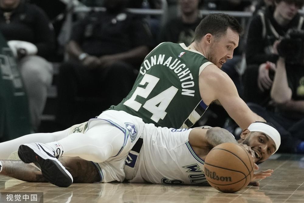 队出现短暂 队出现短暂