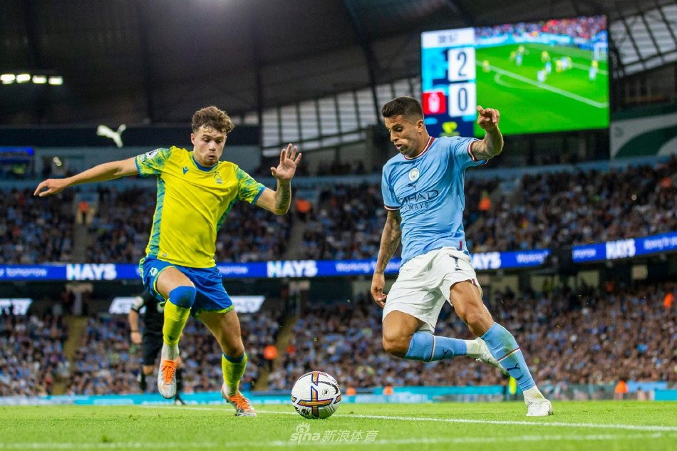 与此同时 与此同时