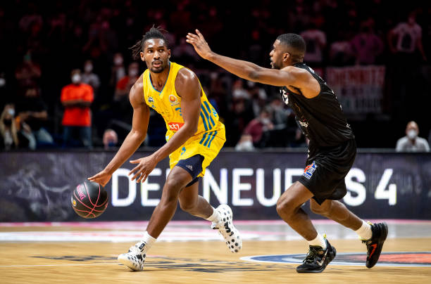 立即解除与 立即解除与