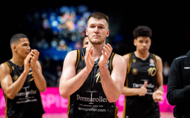 为整个赛季 为整个赛季